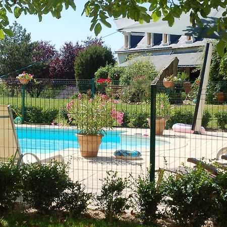 Le Logis Du Pressoir Self Catering Gites In Beautiful 18Th Century Estate In The Heart Of The Loire Valley With Heated Pool And Extensive Grounds. Les Bois-d'Anjou 外观 照片