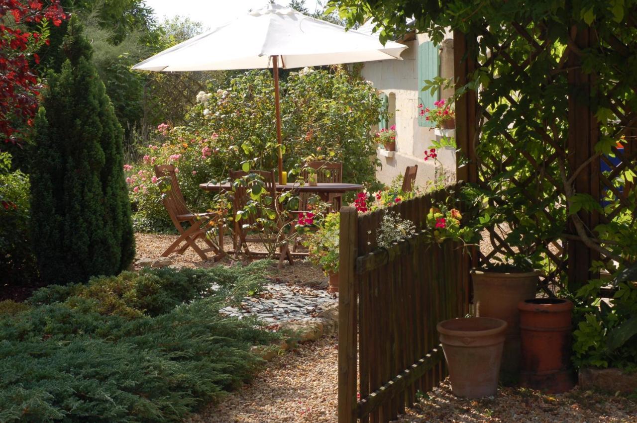 Le Logis Du Pressoir Self Catering Gites In Beautiful 18Th Century Estate In The Heart Of The Loire Valley With Heated Pool And Extensive Grounds. Les Bois-d'Anjou 外观 照片