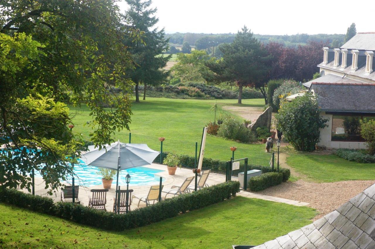 Le Logis Du Pressoir Self Catering Gites In Beautiful 18Th Century Estate In The Heart Of The Loire Valley With Heated Pool And Extensive Grounds. Les Bois-d'Anjou 外观 照片